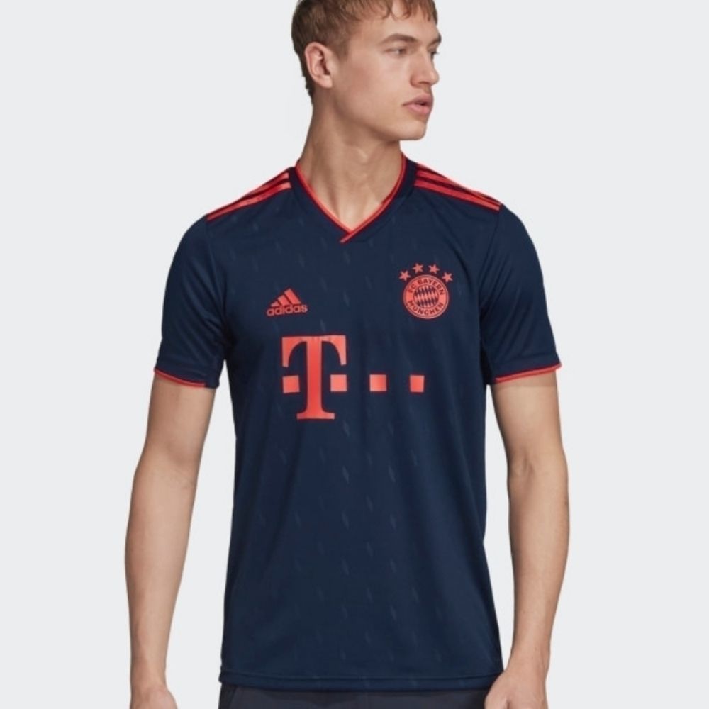 FC BAYERN THIRD JERSEY